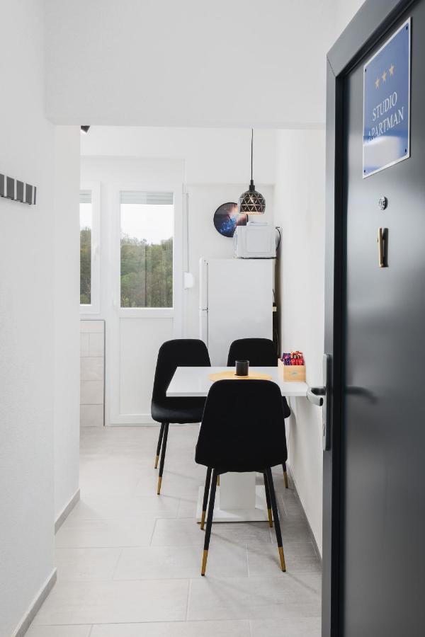 Studio Apartman Sirius Slunj Exterior photo